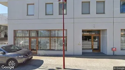 Lägenheter till salu i Upplands Väsby - Bild från Google Street View