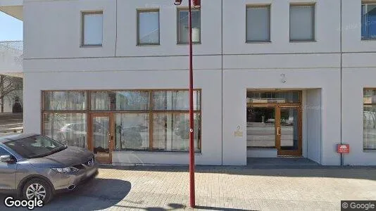 Lägenheter till salu i Upplands Väsby - Bild från Google Street View