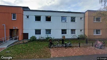 Lägenheter till salu i Upplands Väsby - Bild från Google Street View