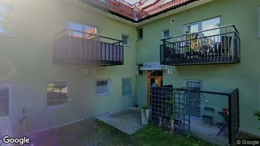 Lägenheter till salu i Sollentuna - Bild från Google Street View