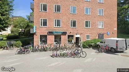 Lägenheter till salu i Huddinge - Bild från Google Street View