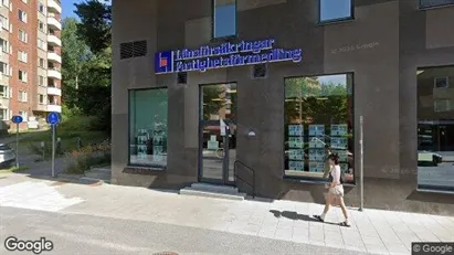 Lägenheter till salu i Huddinge - Bild från Google Street View