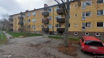 Lägenheter till salu i Upplands Väsby - Bild från Google Street View