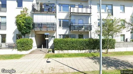 Lägenheter till salu i Lundby - Bild från Google Street View