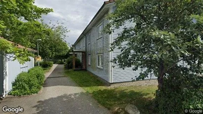 Bostadsrätter till salu i Huddinge - Bild från Google Street View