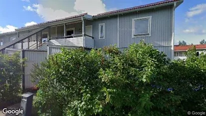 Lägenheter till salu i Huddinge - Bild från Google Street View