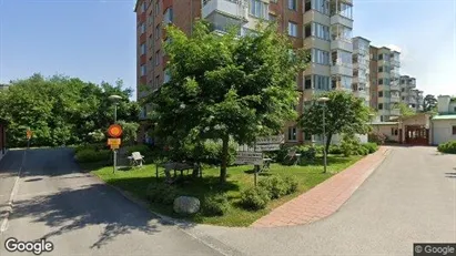Lägenheter till salu i Täby - Bild från Google Street View