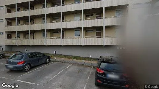 Lägenheter till salu i Huddinge - Bild från Google Street View