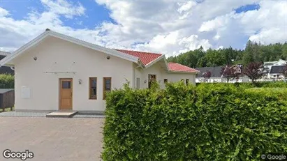 Lägenheter till salu i Huddinge - Bild från Google Street View