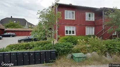 Lägenheter till salu i Huddinge - Bild från Google Street View