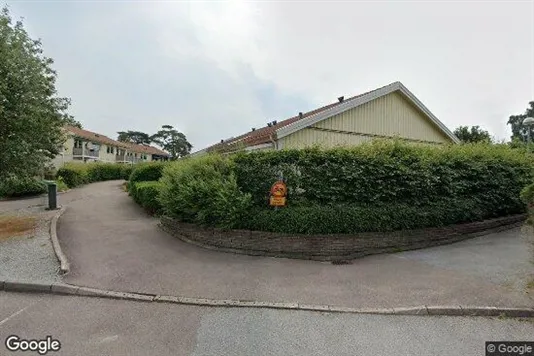 Bostadsrätter till salu i Stenungsund - Bild från Google Street View