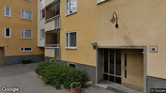Bostadsrätter till salu i Haninge - Bild från Google Street View