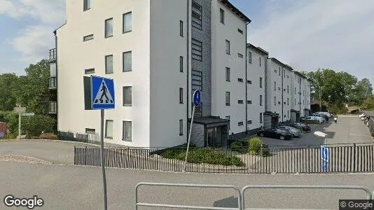Lägenheter till salu i Huddinge - Bild från Google Street View