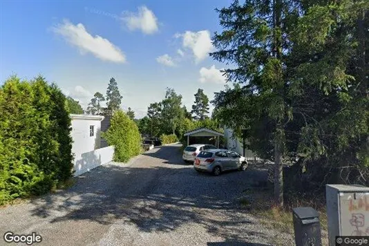 Lägenheter till salu i Huddinge - Bild från Google Street View