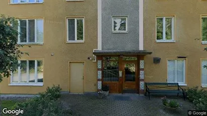 Lägenheter till salu i Huddinge - Bild från Google Street View