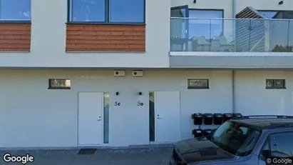 Lägenheter till salu i Upplands Väsby - Bild från Google Street View