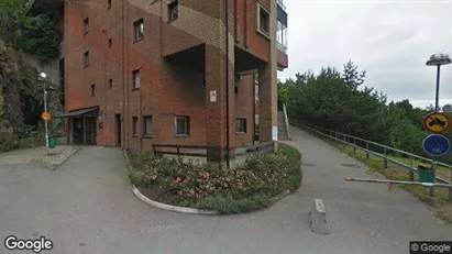 Lägenheter till salu i Huddinge - Bild från Google Street View
