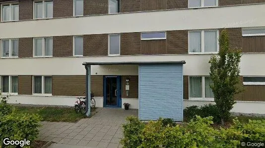 Bostadsrätter till salu i Upplands-Bro - Bild från Google Street View