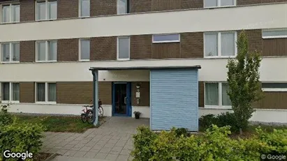 Bostadsrätter till salu i Upplands-Bro - Bild från Google Street View