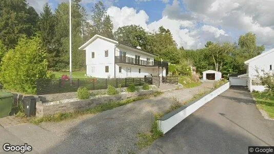 Lägenheter till salu i Huddinge - Bild från Google Street View