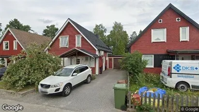 Lägenheter till salu i Botkyrka - Bild från Google Street View