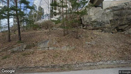 Bostadsrätter till salu i Nacka - Bild från Google Street View