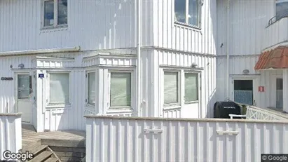 Bostadsrätter till salu i Orust - Bild från Google Street View