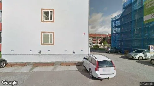 Bostadsrätter till salu i Köping - Bild från Google Street View