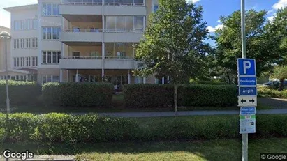 Bostadsrätter till salu i Haninge - Bild från Google Street View