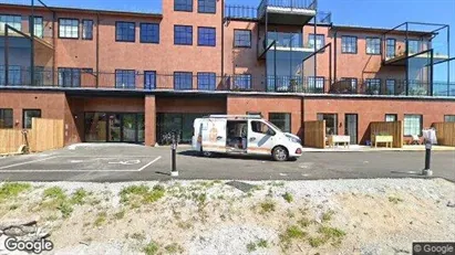 Bostadsrätter till salu i Tjörn - Bild från Google Street View