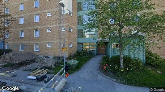 Bostadsrätter till salu i Tyresö - Bild från Google Street View