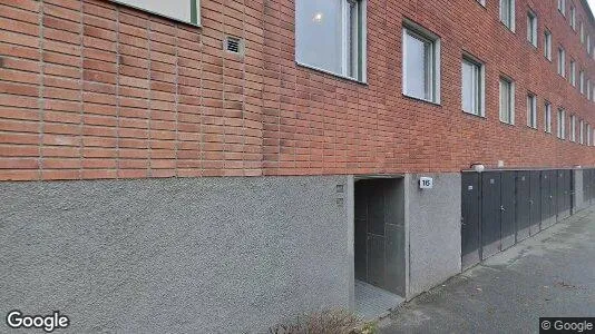 Lägenheter till salu i Upplands Väsby - Bild från Google Street View