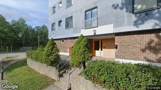 Lägenheter till salu i Botkyrka - Bild från Google Street View