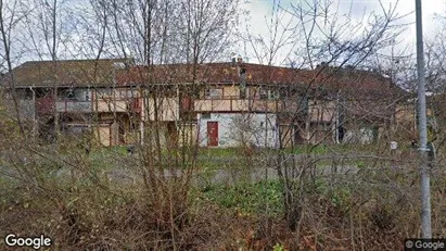 Lägenheter till salu i Upplands Väsby - Bild från Google Street View