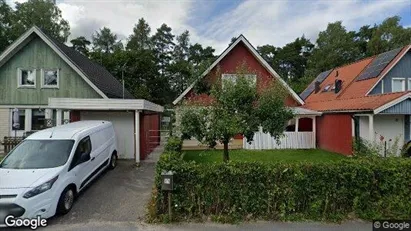 Lägenheter till salu i Botkyrka - Bild från Google Street View