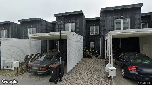 Lägenheter till salu i Täby - Bild från Google Street View