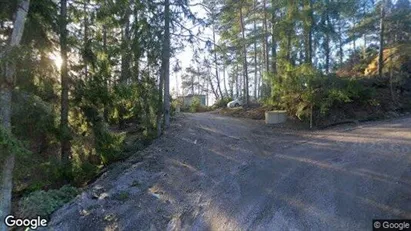 Lägenheter till salu i Huddinge - Bild från Google Street View