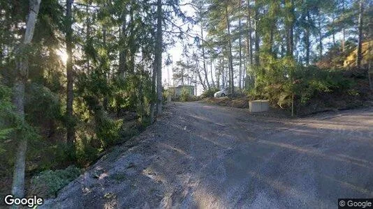 Lägenheter till salu i Huddinge - Bild från Google Street View