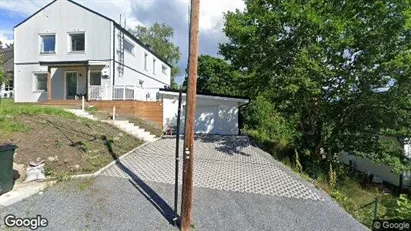 Lägenheter till salu i Huddinge - Bild från Google Street View