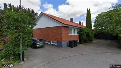 Lägenheter till salu i Båstad - Bild från Google Street View