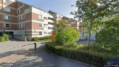 Lägenheter till salu i Täby - Bild från Google Street View