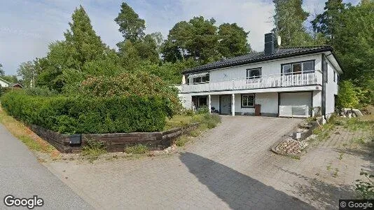 Lägenheter till salu i Huddinge - Bild från Google Street View