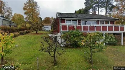 Lägenheter till salu i Järfälla - Bild från Google Street View