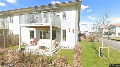 Lägenheter till salu i Kungälv - Bild från Google Street View