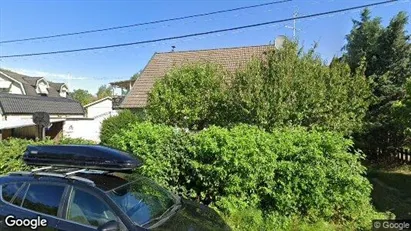 Lägenheter till salu i Huddinge - Bild från Google Street View