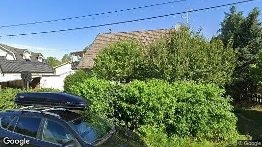 Lägenheter till salu i Huddinge - Bild från Google Street View