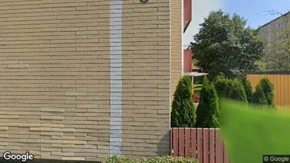 Lägenheter till salu i Botkyrka - Bild från Google Street View