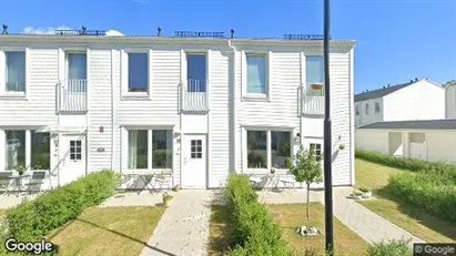 Lägenheter till salu i Haninge - Bild från Google Street View
