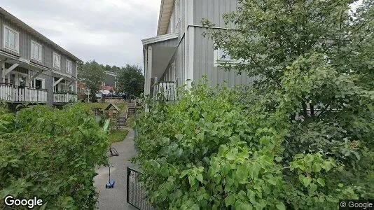 Lägenheter till salu i Huddinge - Bild från Google Street View