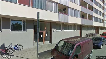 Lägenheter till salu i Solna - Bild från Google Street View